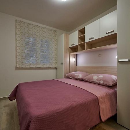 Apartamento Apartman Jakov Trogir Exterior foto