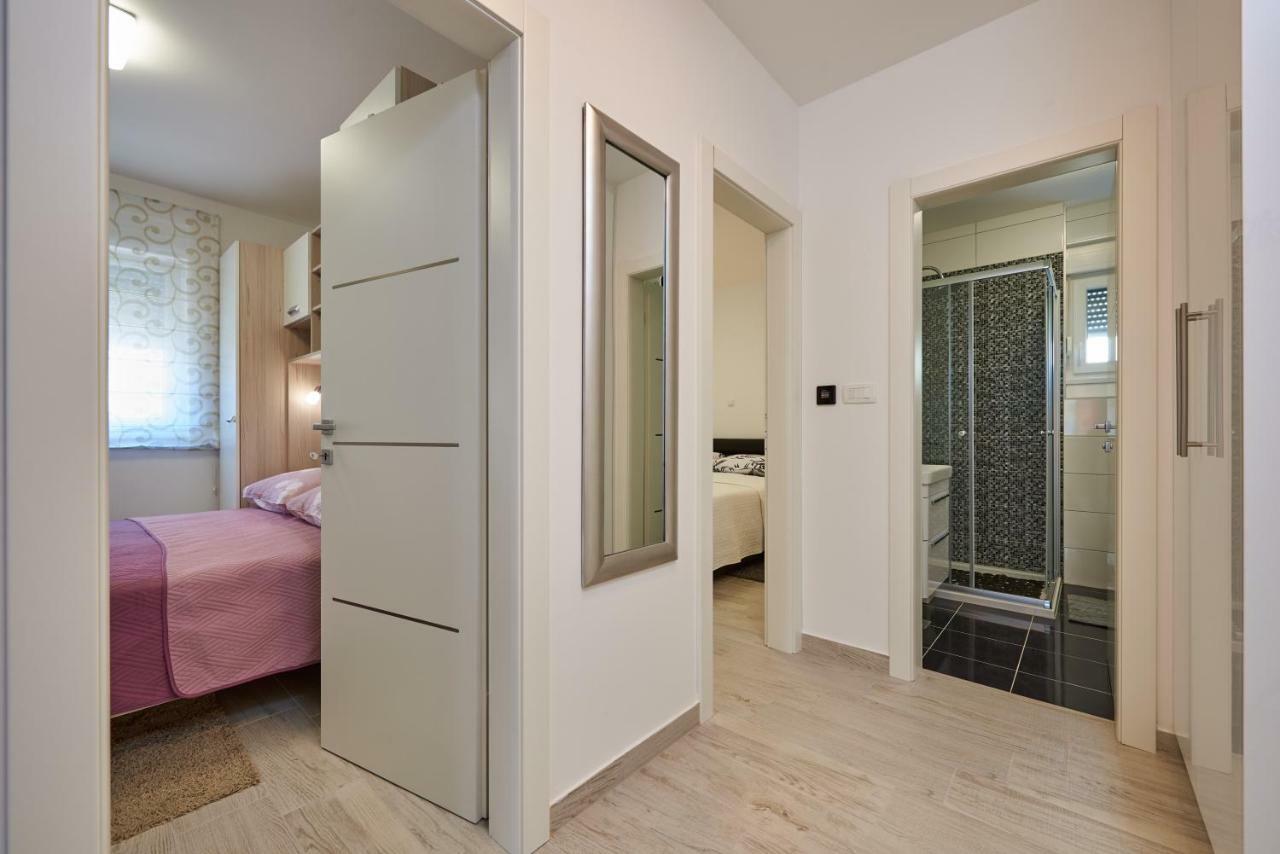 Apartamento Apartman Jakov Trogir Exterior foto
