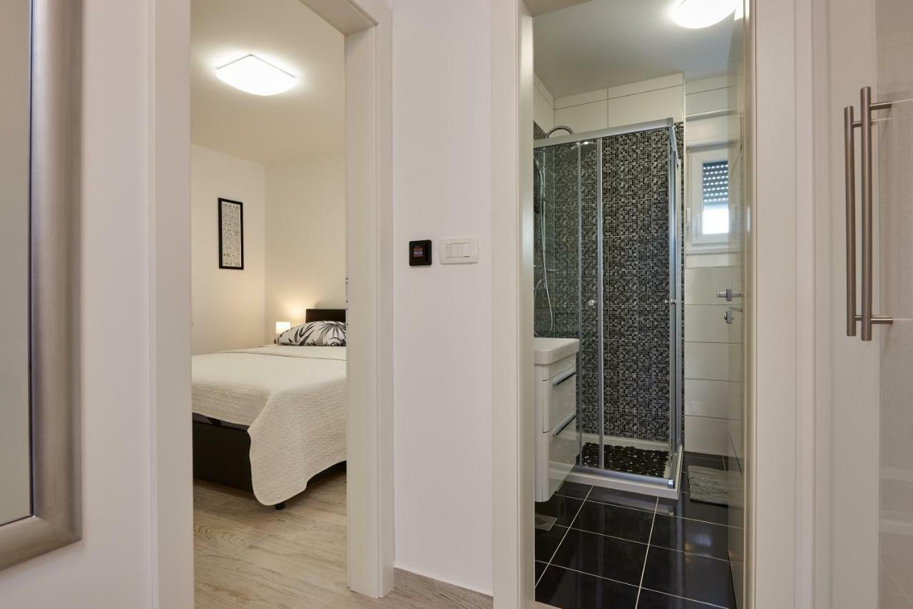 Apartamento Apartman Jakov Trogir Exterior foto